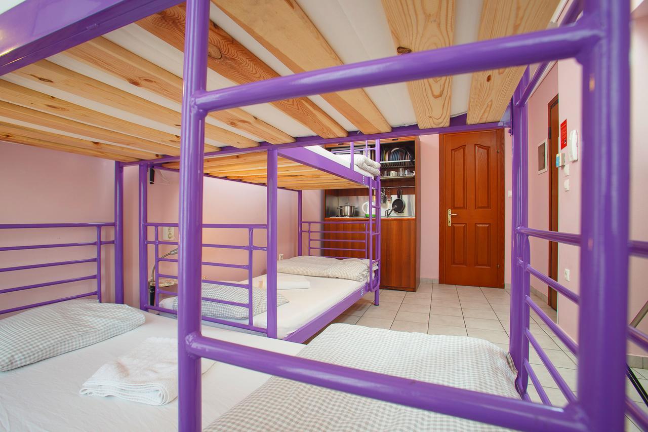 Little Big House Apartment